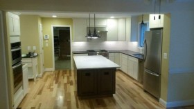 UNITED ROOFING CONTRACTOR INC