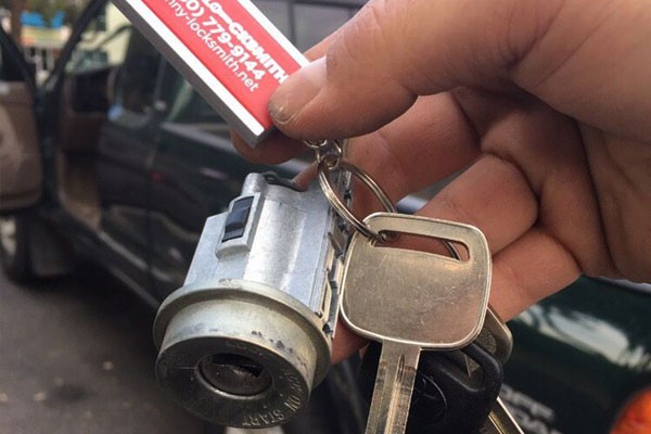 Automotive Lost Car Key Replacement