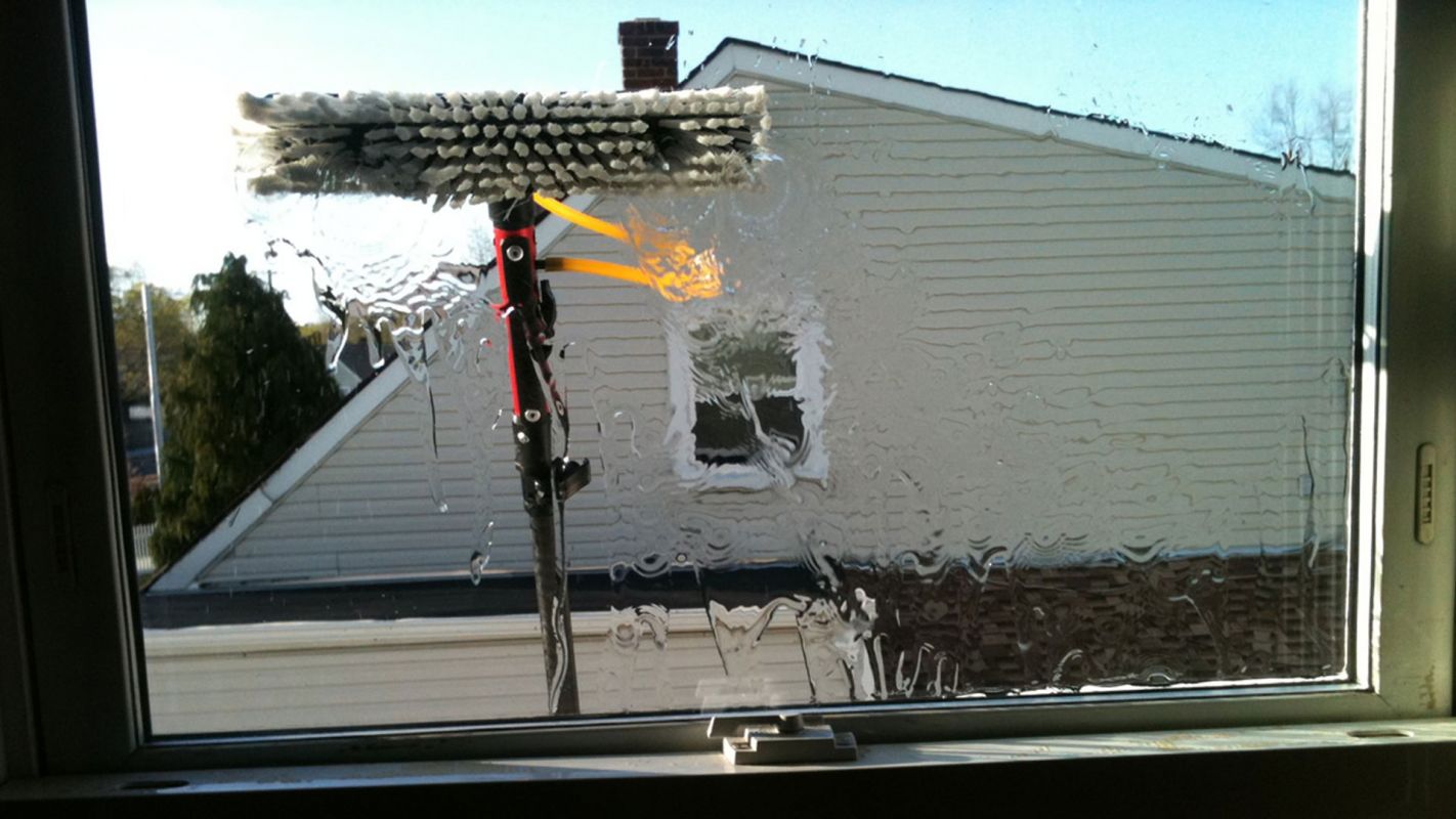 Quick Window Cleaning Services Somerville MA