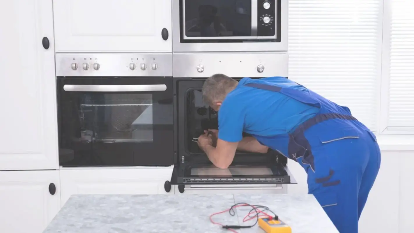 Professional Kitchen Oven Technician
